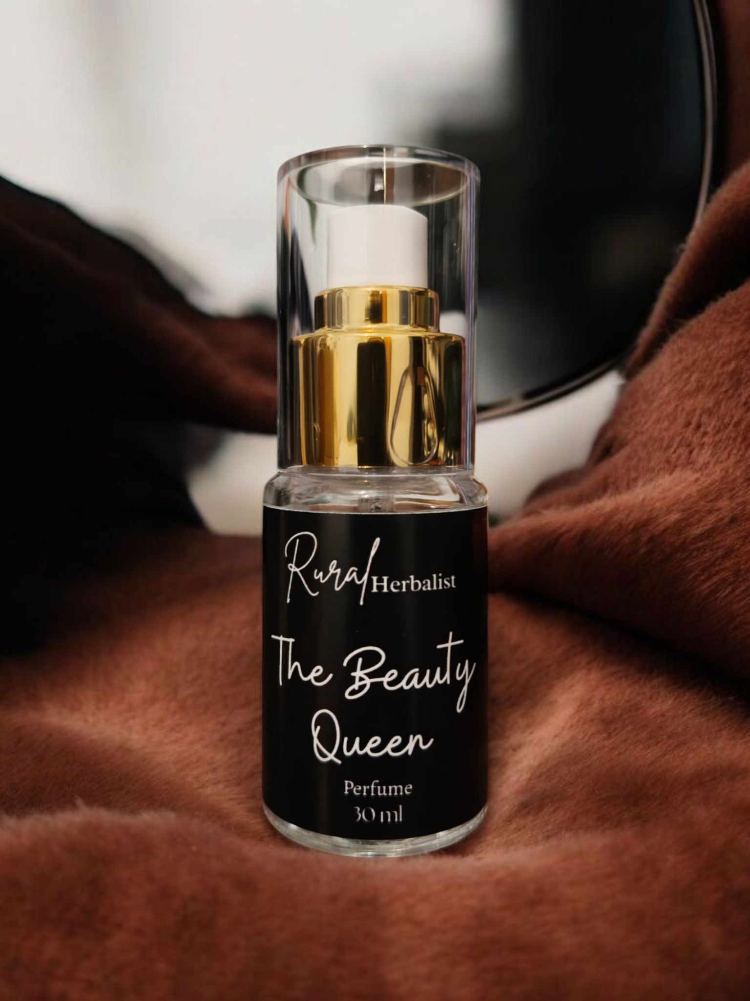 The Beauty Queen Perfume image 3