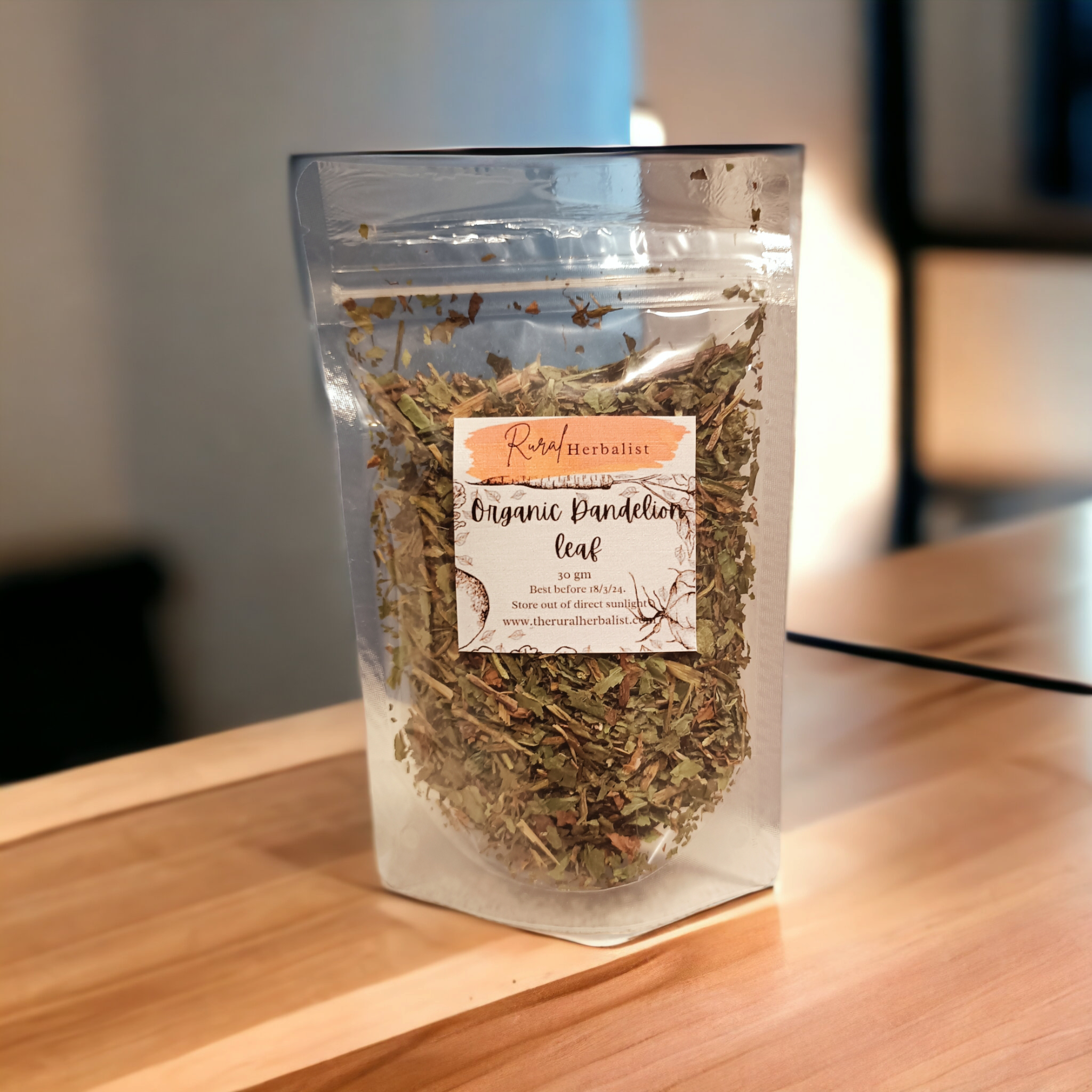 Organic Dandelion Leaf  image 1