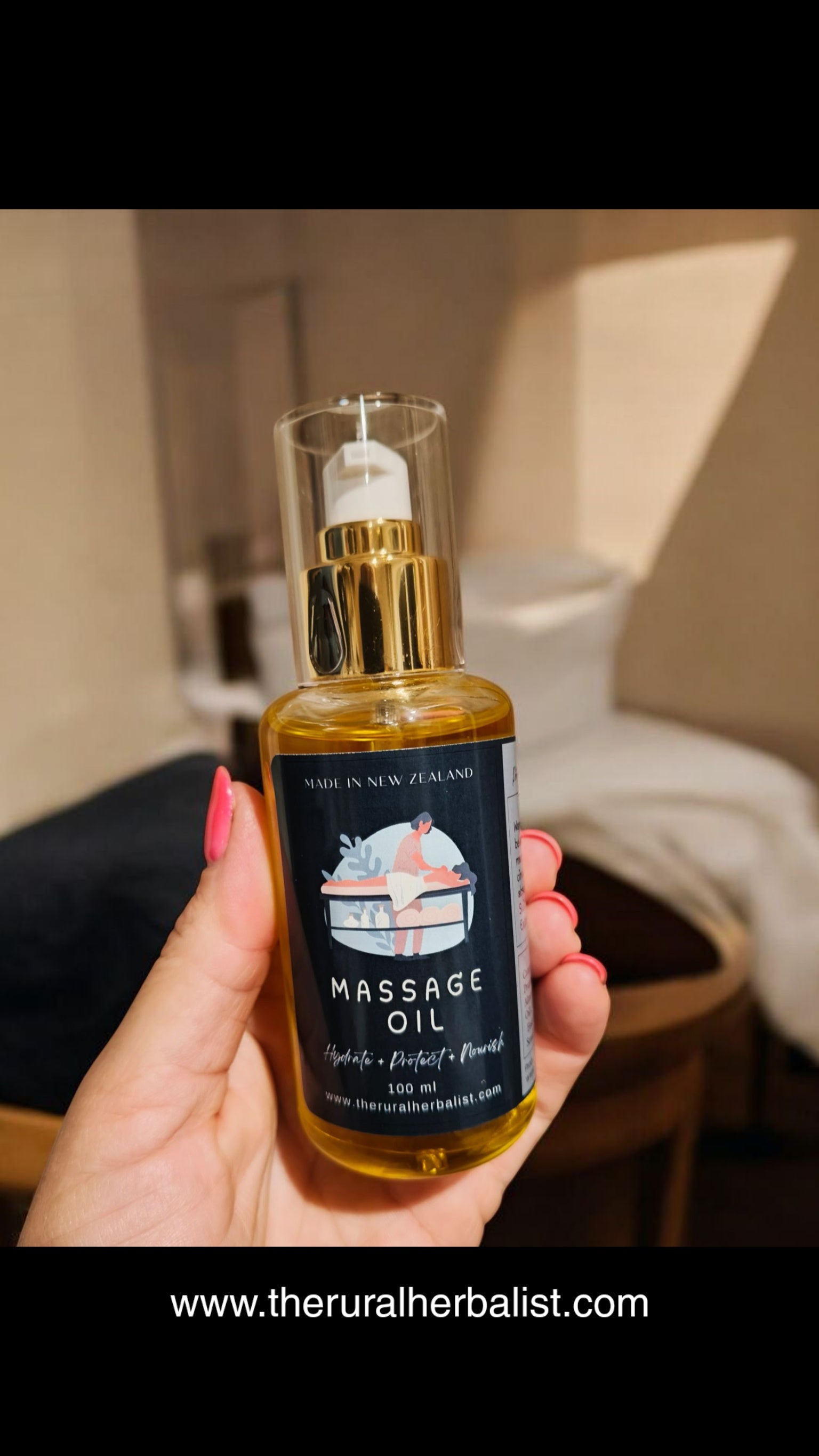 Massage Oil image 0